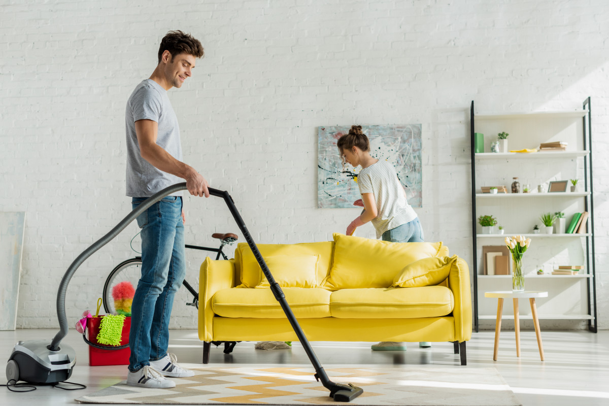 Üçkuyular Bayan Temizlikçi